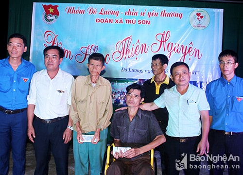 Đêm nhạc thiện nguyện hỗ trợ gia đình nghèo