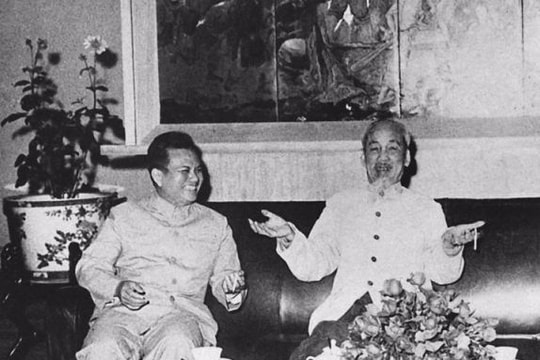 Những dấu mốc tình hữu nghị đặc biệt Việt Nam-Lào