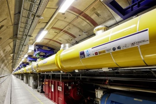 Máy laser tia X sáng gấp một tỷ lần các máy hiện nay