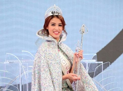 Gia thế 'khủng' của tân Hoa hậu Hong Kong