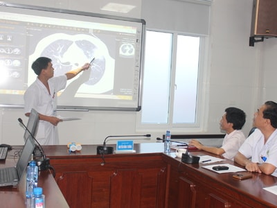 Bệnh viện ĐKTP Vinh thí điểm hệ thống lưu trữ, truyền tải hình ảnh y khoa (PACS)