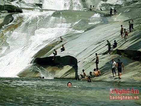 Thời tiết 6/9: Miền Bắc mưa diện rộng, miền Trung nắng nóng