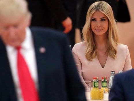 Ái nữ Tổng thống Trump bị chú ý vì 'cắt ngang' cuộc họp Nhà Trắng