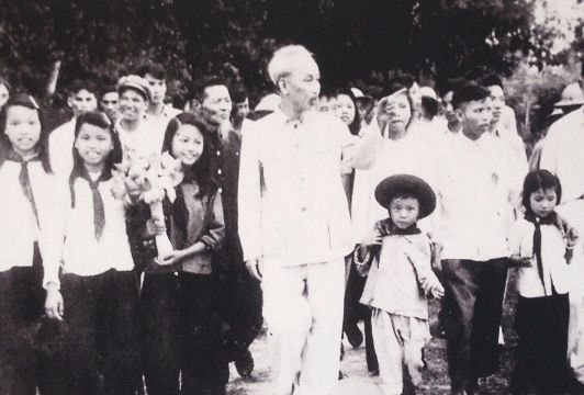 Lòng dân yên thì vận nước tốt