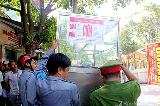 Thành phố Vinh: Kiên quyết giải tỏa hành lang ATGT trước các bệnh viện