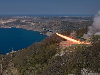 Hải quân Nga phóng tên lửa hành trình trên biển Đen