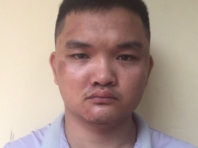 Bị nói xấu, cầm 2 chai bia đập vào đầu bạn