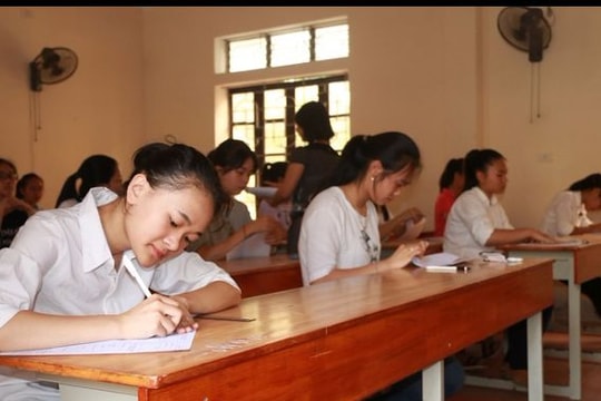 Đề nghị dừng chủ trương thi tổ hợp vào lớp 10