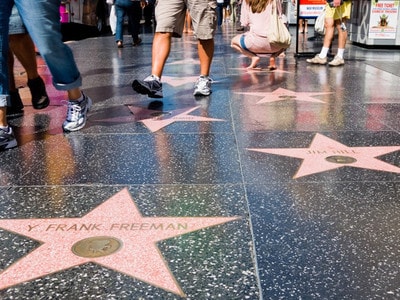 Những con phố nổi tiếng hút khách du lịch