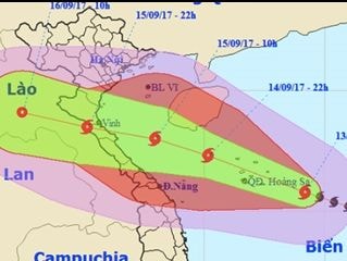 Bão số 10 đổ bộ, Nghệ An đề nghị tàu cứu hộ công suất lớn vào Cửa Lò ứng cứu