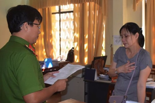 Khởi tố cán bộ lừa 'chạy việc' 5,3 tỷ đồng