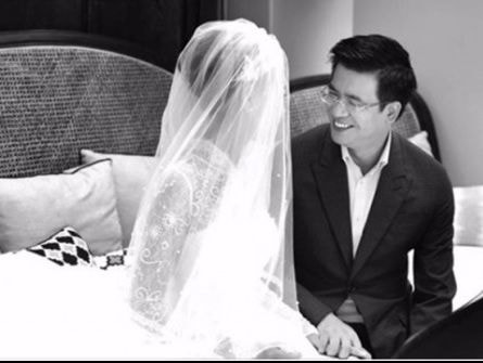 BTV Thời sự Quang Minh kết hôn với nữ nhà văn xinh đẹp ở tuổi 41