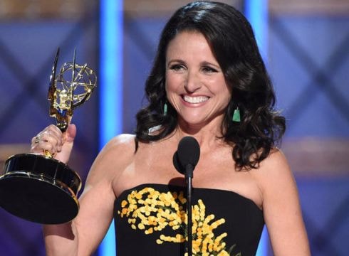 Julia Louis phá vỡ kỷ lục trong lịch sử Emmy với 6 giải liên tiếp