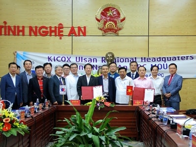 Nghệ An ký kết hợp tác với các doanh nghiệp tỉnh Ulsan, Hàn Quốc