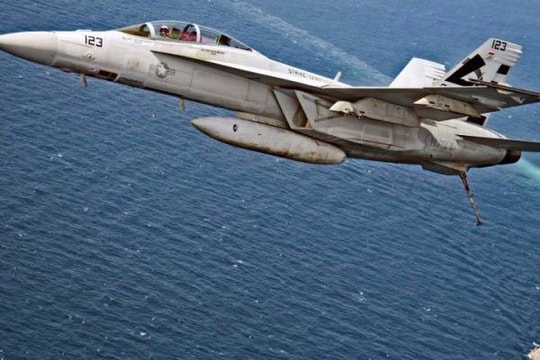 Trận không chiến định mệnh 8 phút của phi công Mỹ