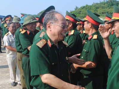 Phát huy truyền thống 'Bộ đội Cụ Hồ', xây dựng quê hương vững mạnh