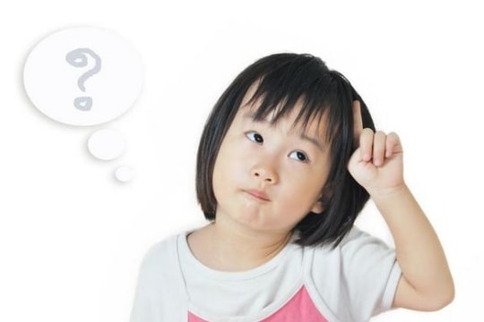 Cách trả lời 11 câu hỏi hóc búa của trẻ