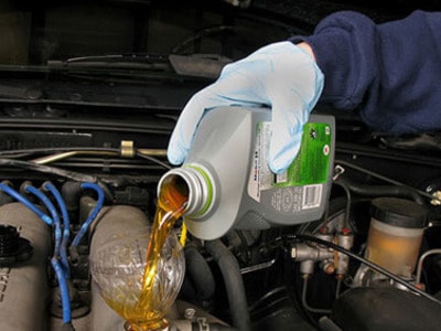 8 lưu ý cần thiết khi lái xe đường dài