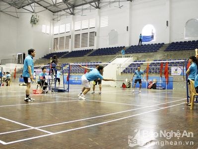 Khai mạc Giải thể thao truyền thống Đảng bộ khối doanh nghiệp Nghệ An