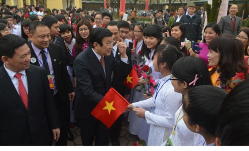 Trường THPT chuyên Phan Bội Châu - Niềm tự hào xứ Nghệ