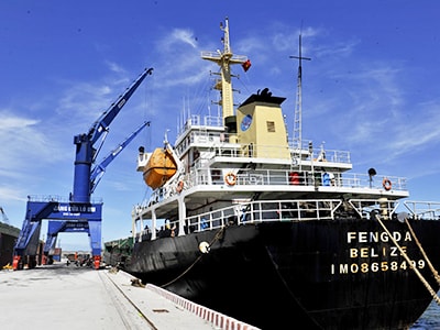 Vì sao dự án neo đậu tàu thuyền ở Cảng Cửa Lò chậm?