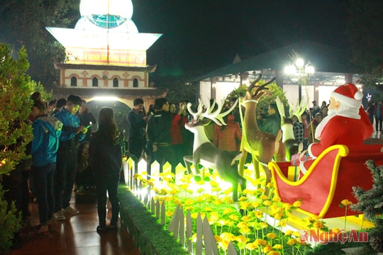 Giáo xứ Mỹ Yên - Sắc màu đêm Giáng sinh