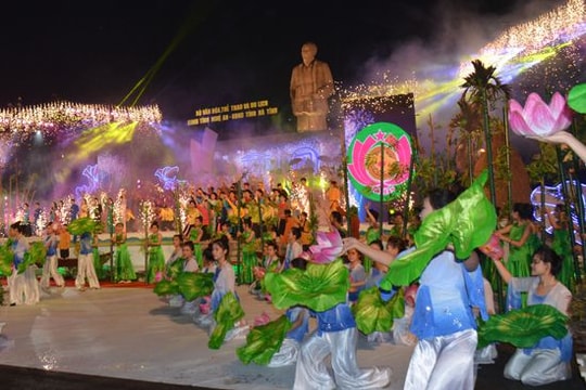 Đêm hội vinh danh dân ca xứ Nghệ