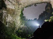 Xem lại 6 phút clip hang Sơn Đoòng phát trên truyền hình Mỹ