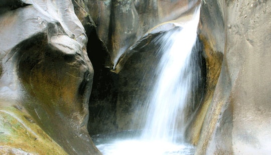 Cùng dân phượt trải nghiệm thác nước 7 tầng