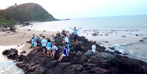 Ấn tượng với những hình ảnh kỷ yếu của 'nữ sinh 7 thứ tiếng'