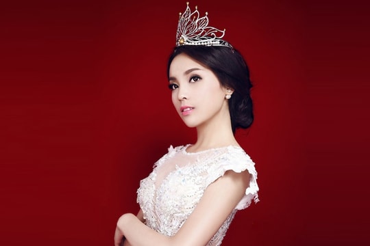 Kỳ Duyên: 'Tôi không bao giờ trả lại vương miện hoa hậu'