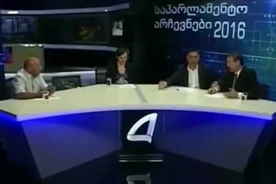 Ứng viên quốc hội Georgia đấm nhau trên sóng truyền hình