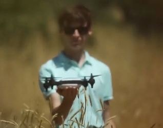 Doanh nhân 18 tuổi sản xuất drone nhanh nhất thế giới