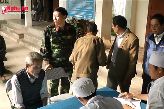 Thắm mãi tình quân dân