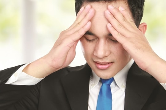 Hướng dẫn bấm huyệt chống buồn ngủ lúc làm việc