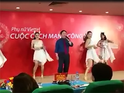 Ông chú Viettel gây sốt với tiết mục Nơi này có anh nhân dịp 8/3