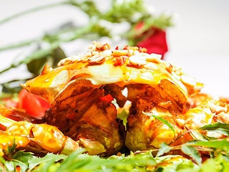 Hải sản, cơm niêu Minh Hiền - điểm đến lý tưởng cho tín đồ ẩm thực