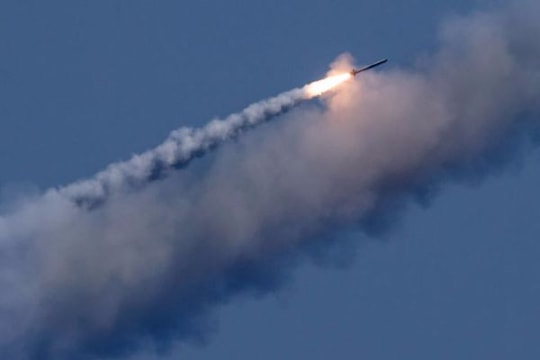 Tàu ngầm Nga giáng đòn sấm sét vào bọn khủng bố