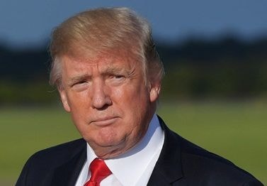 Đế chế kinh doanh của Trump biến động vì ghế Tổng thống Mỹ