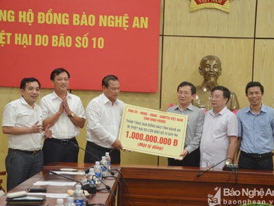 Tỉnh Bình Phước hỗ trợ Nghệ An 1 tỷ đồng khắc phục hậu quả bão số 10