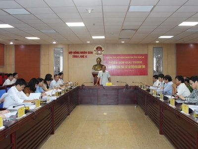 Đề nghị làm rõ có hay không tình trạng bảo kê trong khai thác cát, sỏi trái phép?!