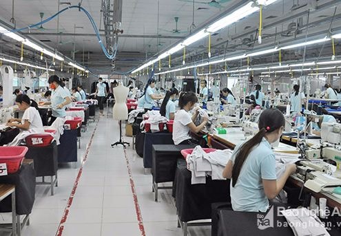 Nghệ An: Thiếu nguyên liệu đầu vào, đường, sữa... thất thu