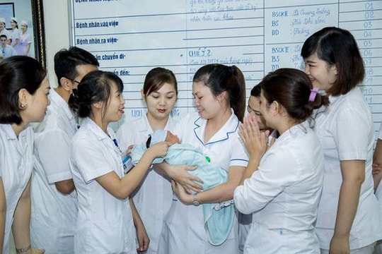 Viện trưởng Huyết học kêu gọi người mẹ bỏ rơi con quay lại