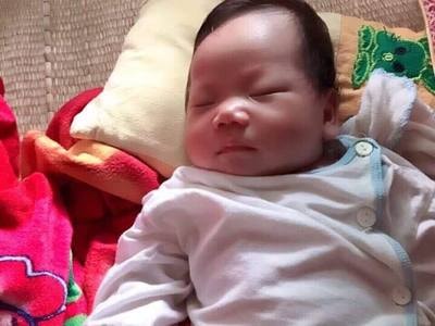 Bỏ phiếu chọn bố mẹ nuôi cho cháu bé 2 tháng tuổi bị bỏ rơi