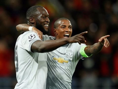 Lukaku tiếp tục tỏa sáng, Man Utd phục thù trên đất Nga