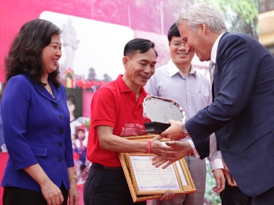 Văn phòng Tổng đại lý AIA Nghệ An: 12 năm hành trình bảo vệ an toàn tài chính cho hàng ngàn khách hàng