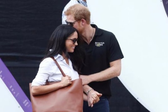 Người đàn ông Canada tỏ tình với Hoàng tử Anh Harry