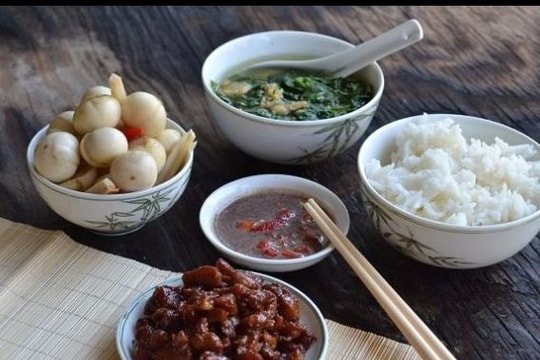 Bất ngờ với công dụng trị đau răng, chống sưng của cà pháo