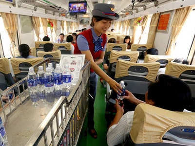 Ngành đường sắt vật lộn 'giữ chân' công nhân trước làn sóng bỏ việc