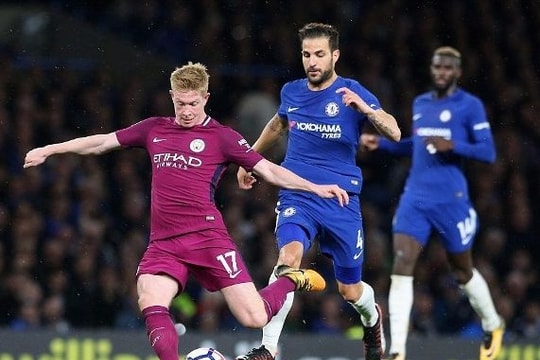 Man City đòi lại ngôi đầu từ tay 'Gã hàng xóm'